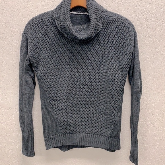 Athleta charcoal turtleneck sweater XXS - Picture 1 of 4
